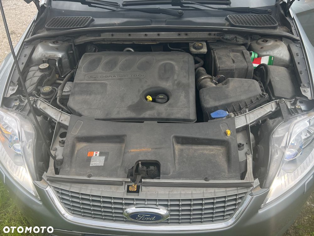 Ford Mondeo - 10