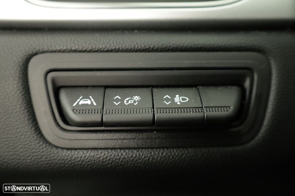 Renault Captur 1.0 TCe Techno Bi-Fuel - 20