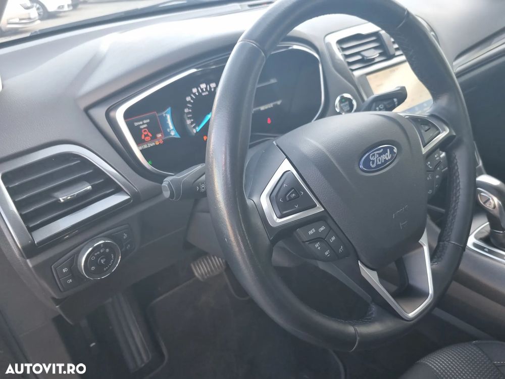 Ford Mondeo - 15