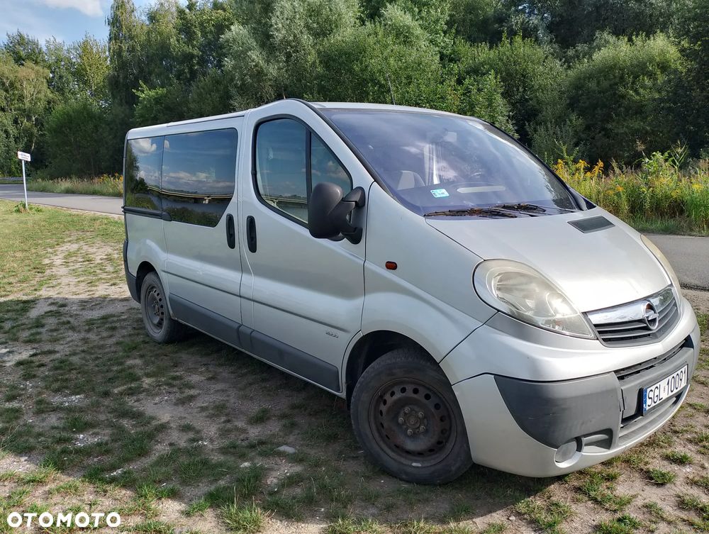 Opel Vivaro - 1