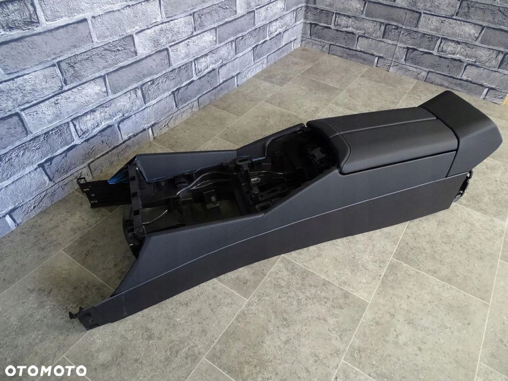 TUNEL ŚRODKOWY BMW 5 G60 G61 PODŁOKIETNIK SKÓRA SKÓRZANY SCHWARZ NOWY - 2