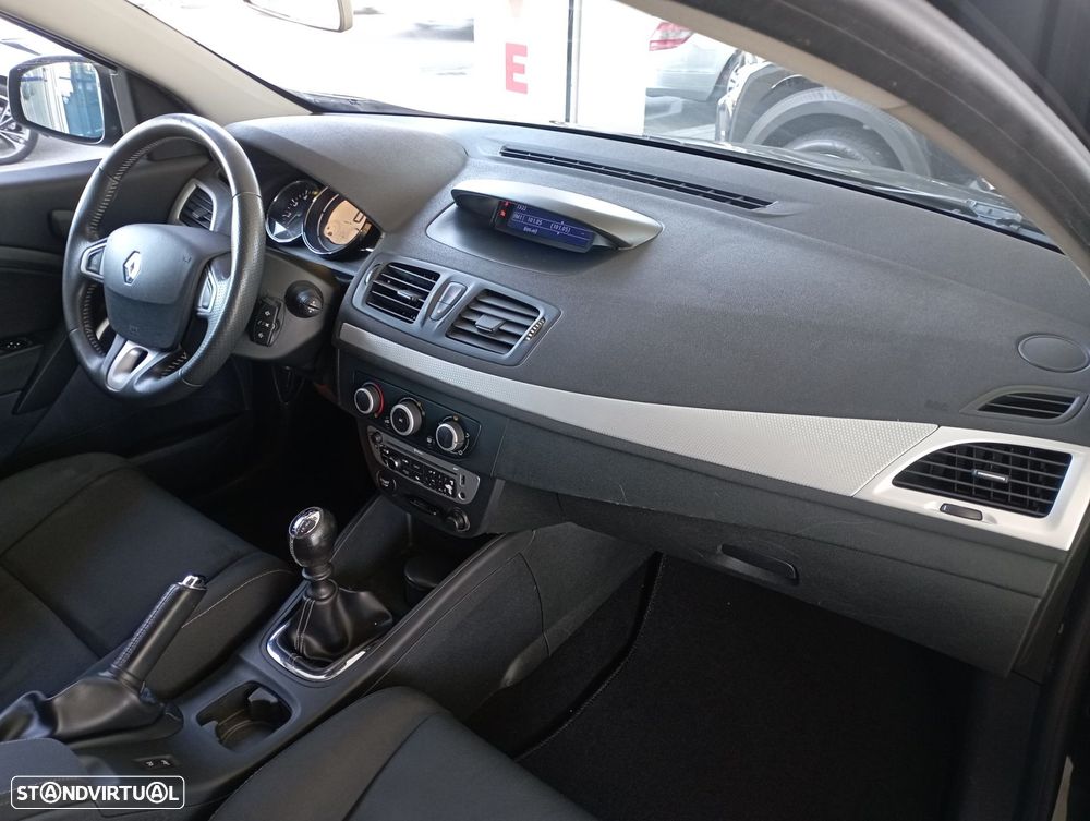 Renault Mégane Sport Tourer 1.5 dCi Dynamique SS - 18