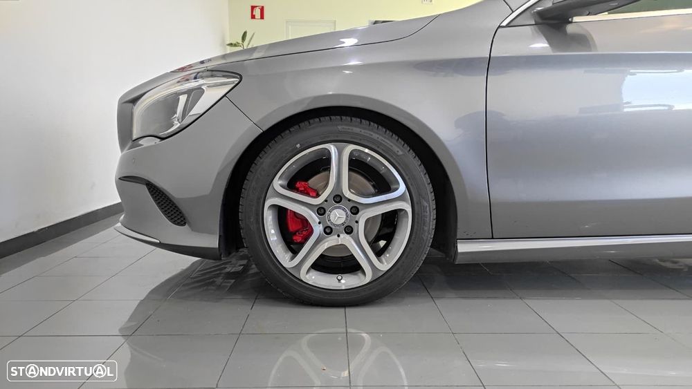 Mercedes-Benz CLA 200 d Shooting Brake AMG Line - 47
