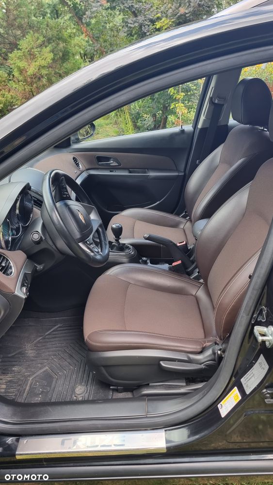 Chevrolet Cruze - 5