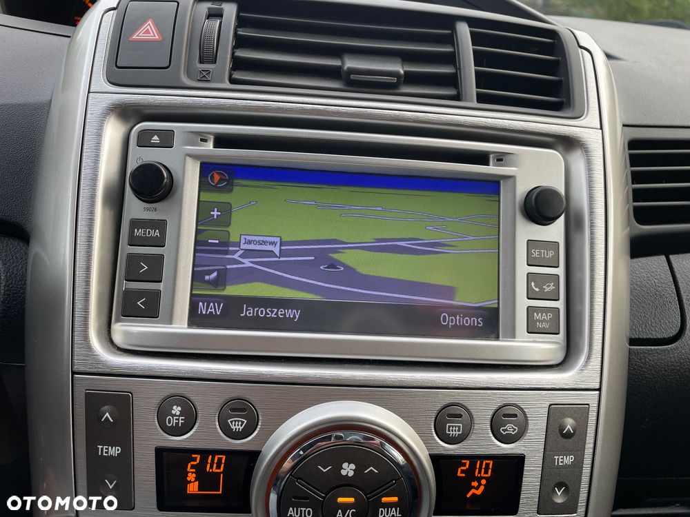 Toyota Verso 2.0 D-4D Sol 7os - 28