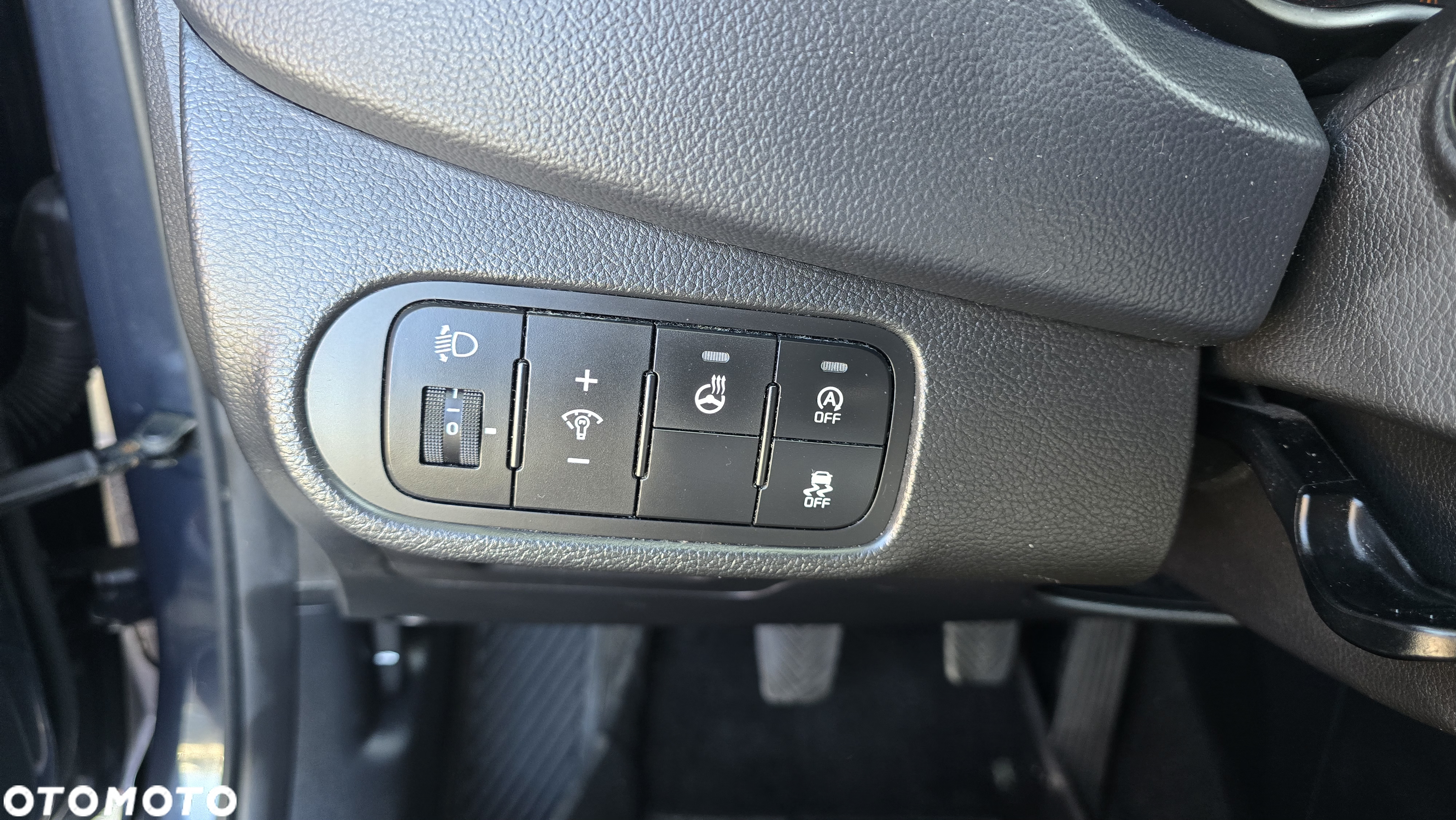 Kia Carens 1.6 GDI S 7os - 30
