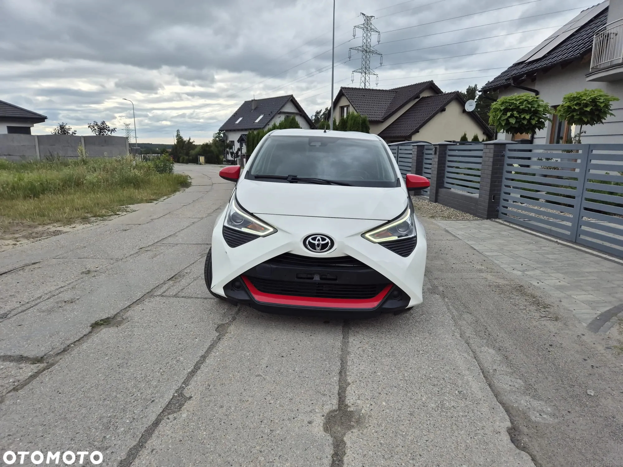 Toyota Aygo x.shift x-play connect - 9