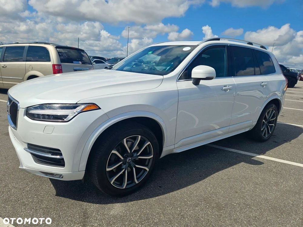 Volvo XC 90 - 3