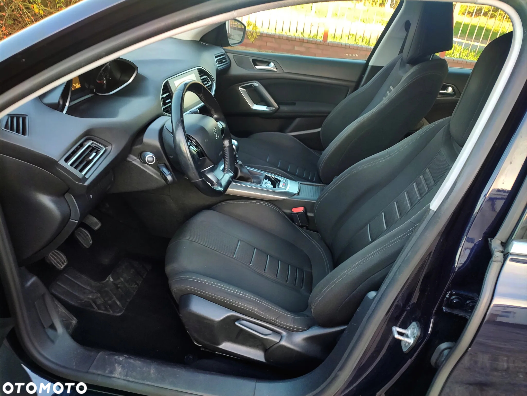 Peugeot 308 1.6 THP Allure - 10