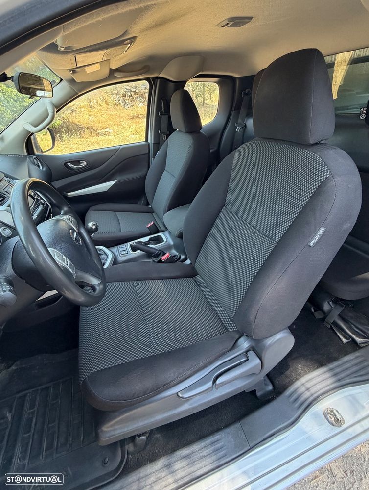 Nissan Navara 2.3 dCi CD 4WD Visia - 11