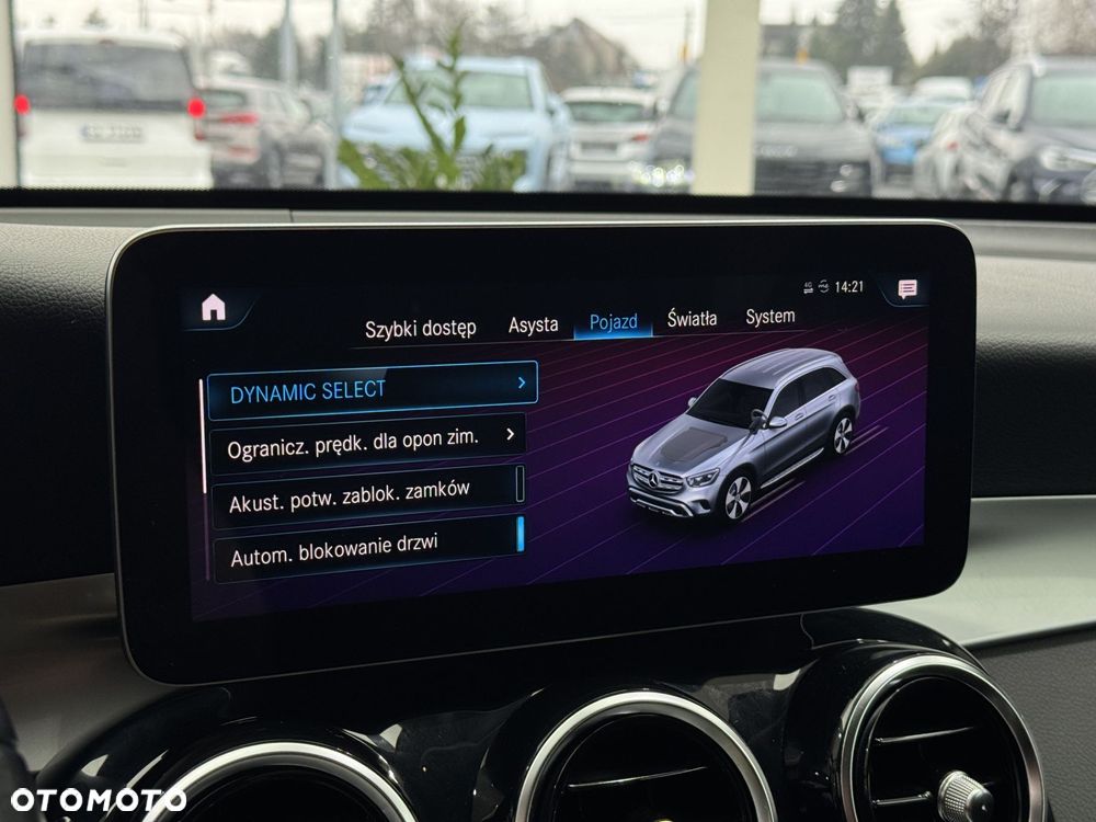 Mercedes-Benz GLC - 33