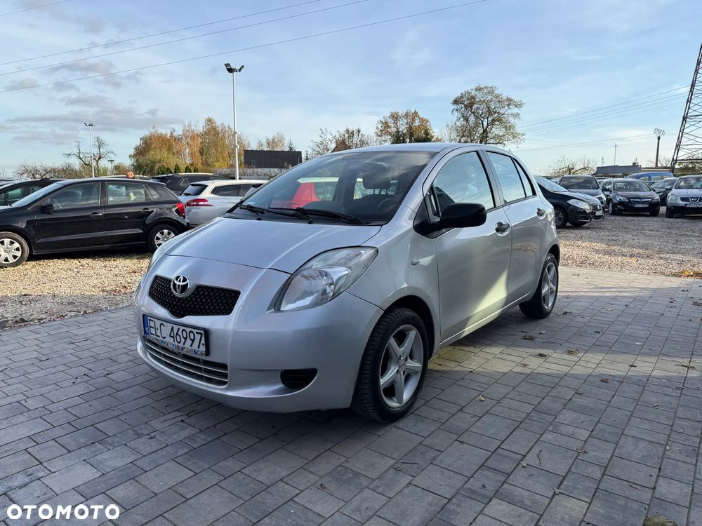 Toyota Yaris 1.3 Luna - 7