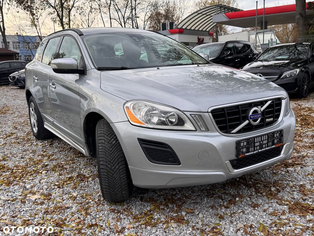 Volvo XC 60 D3 R Design - 4
