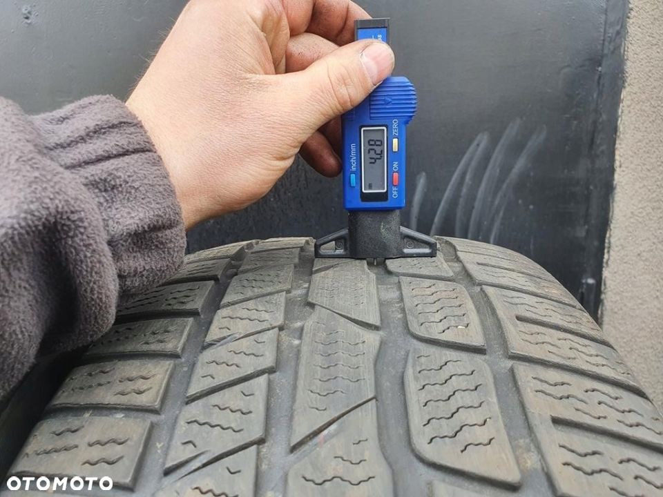235/45R19 Continental ContiWinterContact zima 5,3 - 8