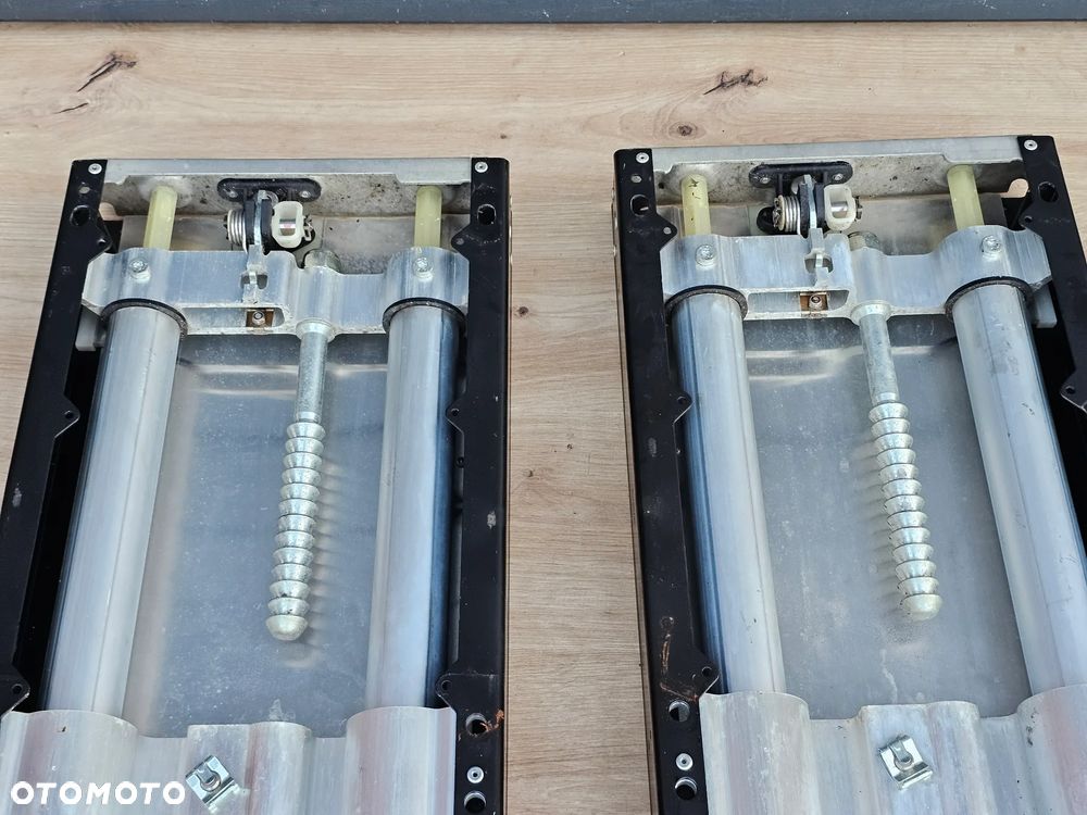 PAŁĄK KAPOTAŻ ZAGŁÓWEK OPEL ASTRA H CABRIO TWINTOP 13199731 13220067 - 7