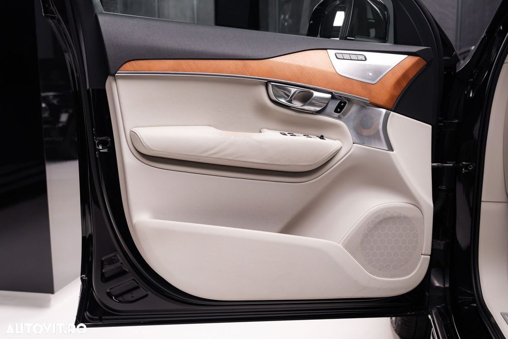 Volvo XC 90 - 11