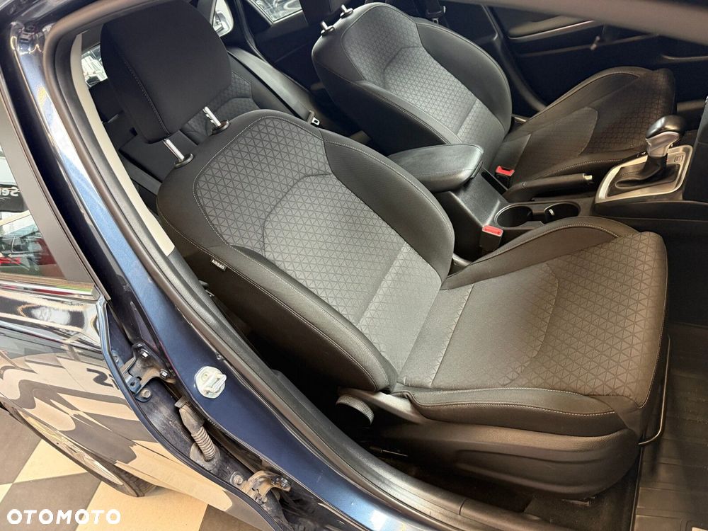 Kia Ceed - 14