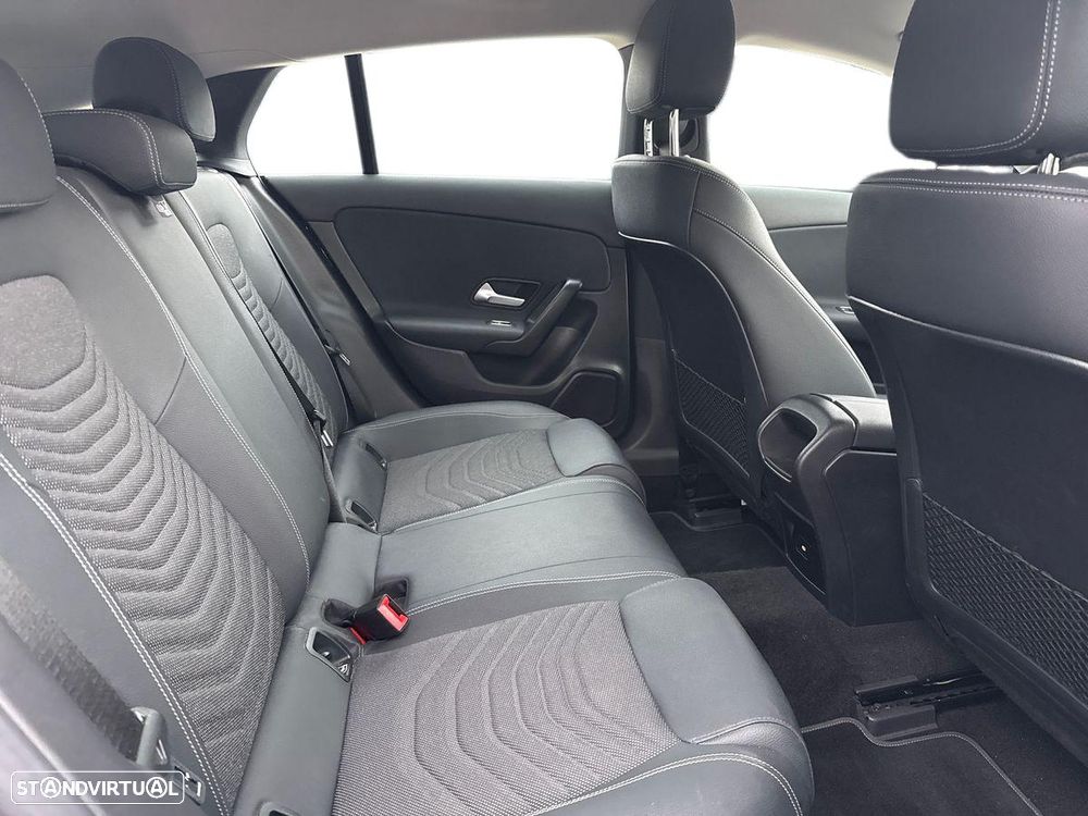 Mercedes-Benz CLA 180 d Shooting Brake Style Plus Aut. - 15