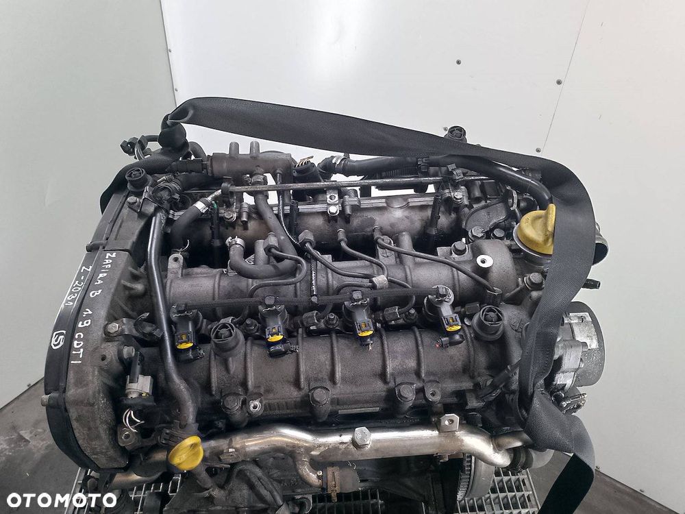 SILNIK OPEL ZAFIRA B Z19DTH 1.9 CDTI - 2