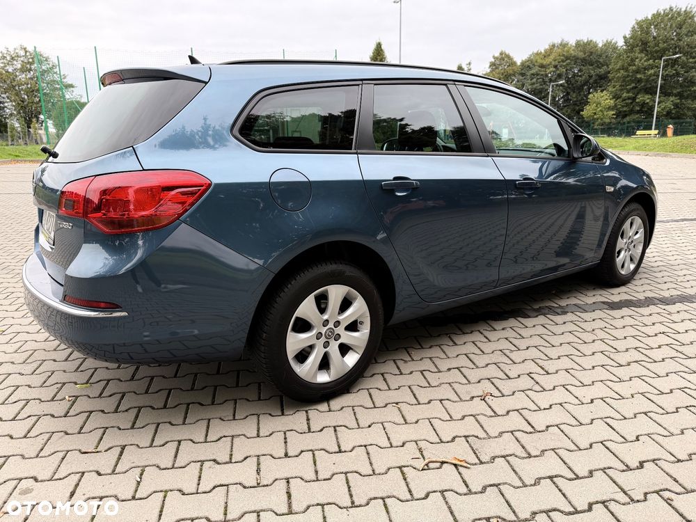 Opel Astra 1.4 Turbo Cosmo - 10
