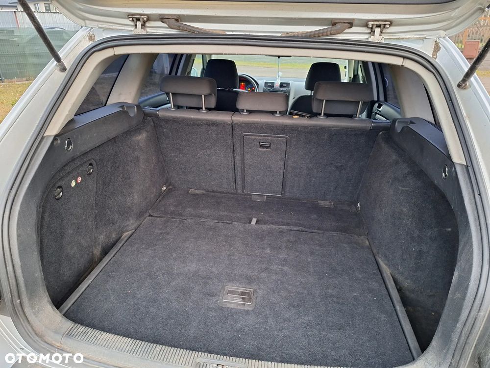 Volkswagen Golf Variant 1.9 TDI DPF Comfortline BlueMotion - 7