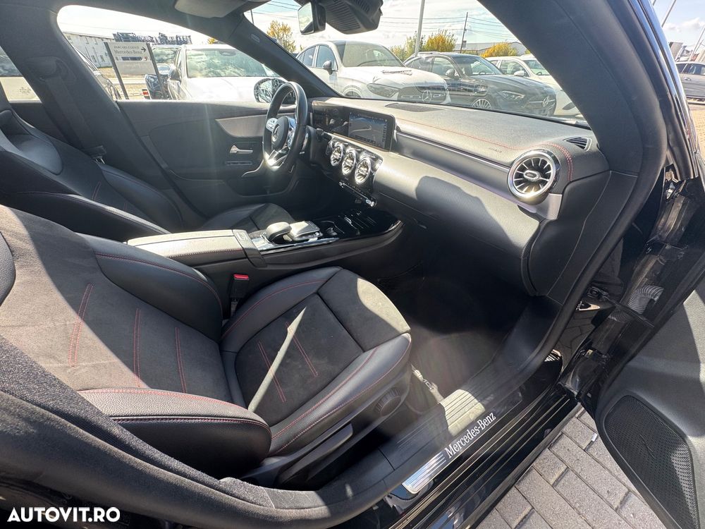 Mercedes-Benz CLA 220 4MATIC Coupe - 24