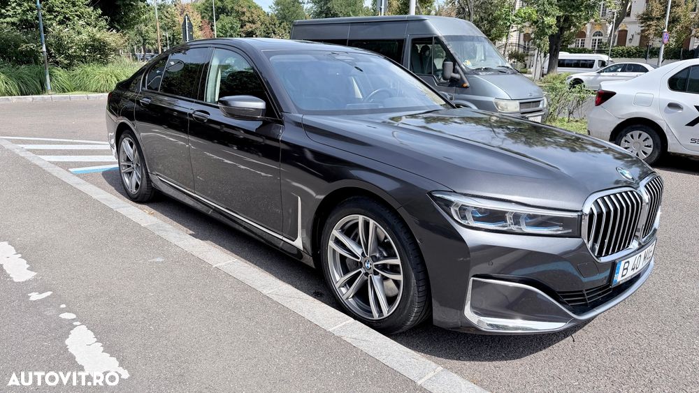 BMW Seria 7 740d xDrive MHEV - 4