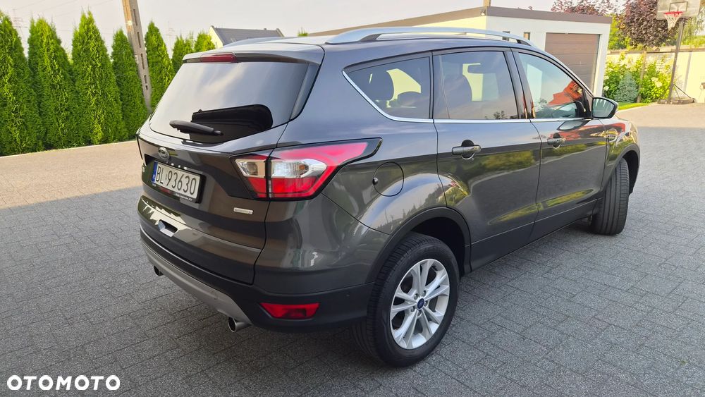 Ford Kuga 1.5 EcoBoost 2x4 Titanium - 28