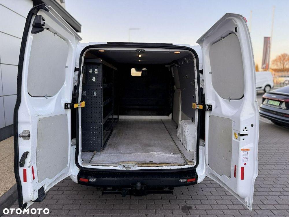 Ford Transit Custom - 8