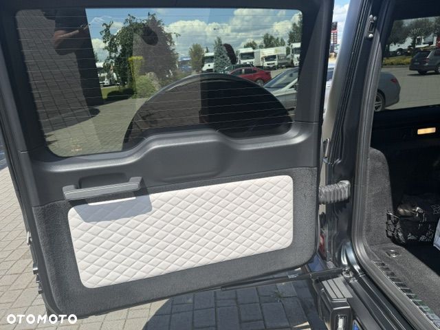Mercedes-Benz Klasa G AMG 63 - 22