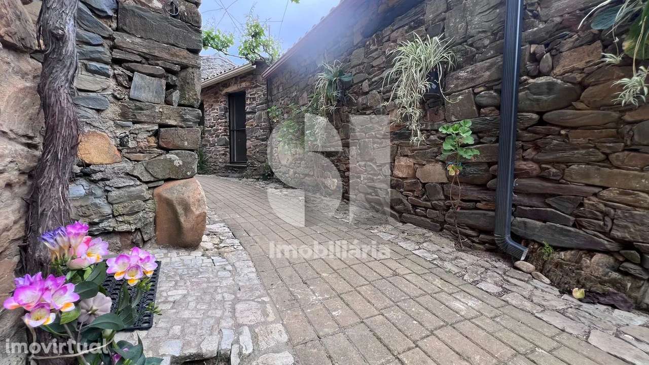 Casa de Xisto - Grande imagem: 2/30