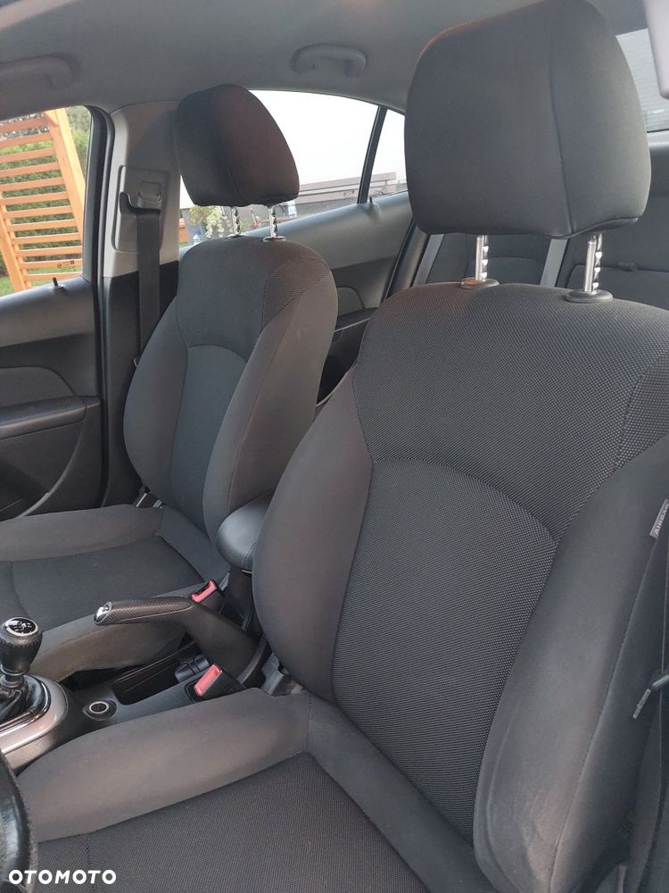 Chevrolet Cruze - 5