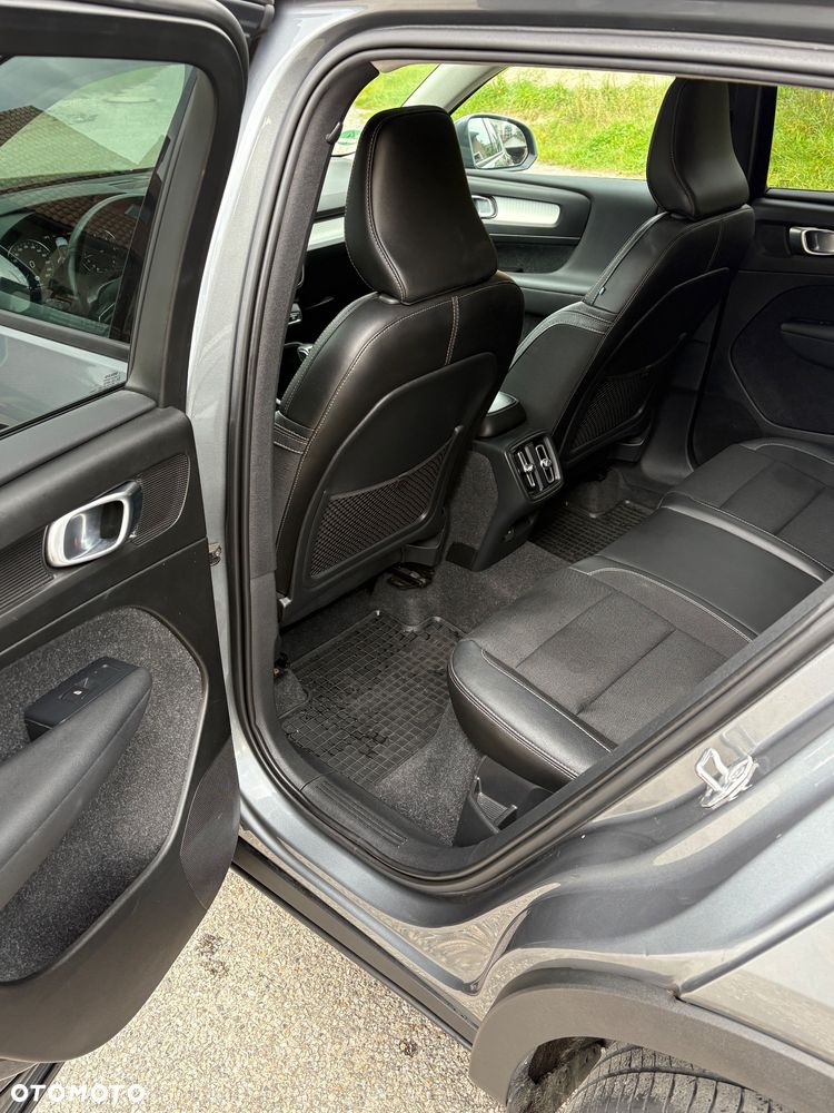 Volvo XC 40 - 19