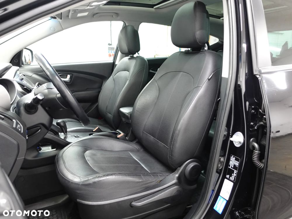 Hyundai ix35 2.0 CRDi 4WD Automatik Premium - 22