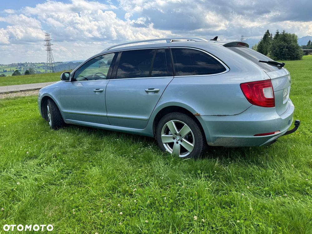 Skoda Superb 2.0 TDI 4x4 Elegance - 8