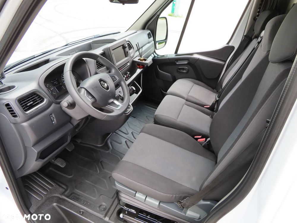 Renault Master 2.3 dCi 163 Km WZMACNIANY Chłodnia -20*C + 30*C Z Izoterma 4.20 Cm 8 Euro Palet Zasilanie V230 Funkcja Grzania Kabina Sypialniana WEBASTO Stan Jak NOWY - 35