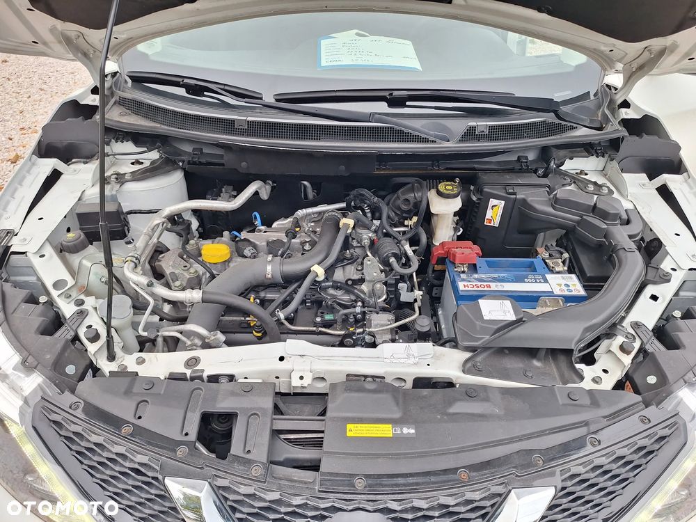 Nissan Qashqai 1.2 DIG-T N-Vision - 24