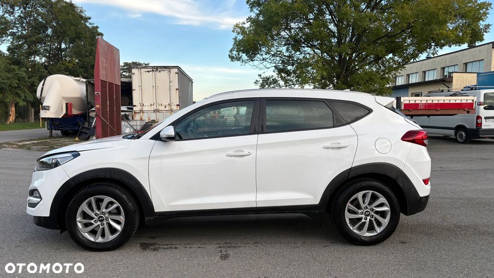 Hyundai Tucson - 16