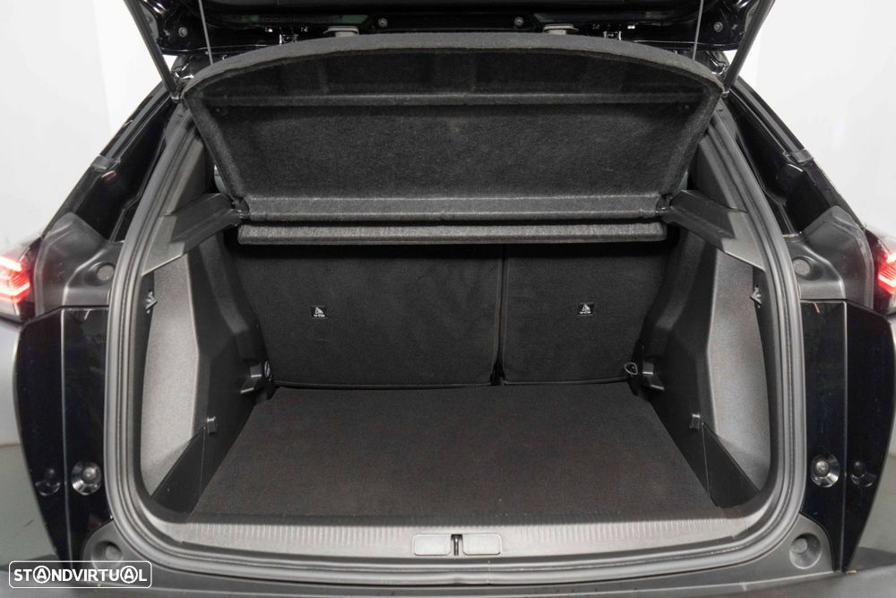 Peugeot 2008 1.2 Style - 14