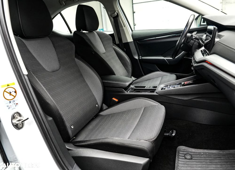 Skoda Octavia 2.0 TDI DSG Style - 14