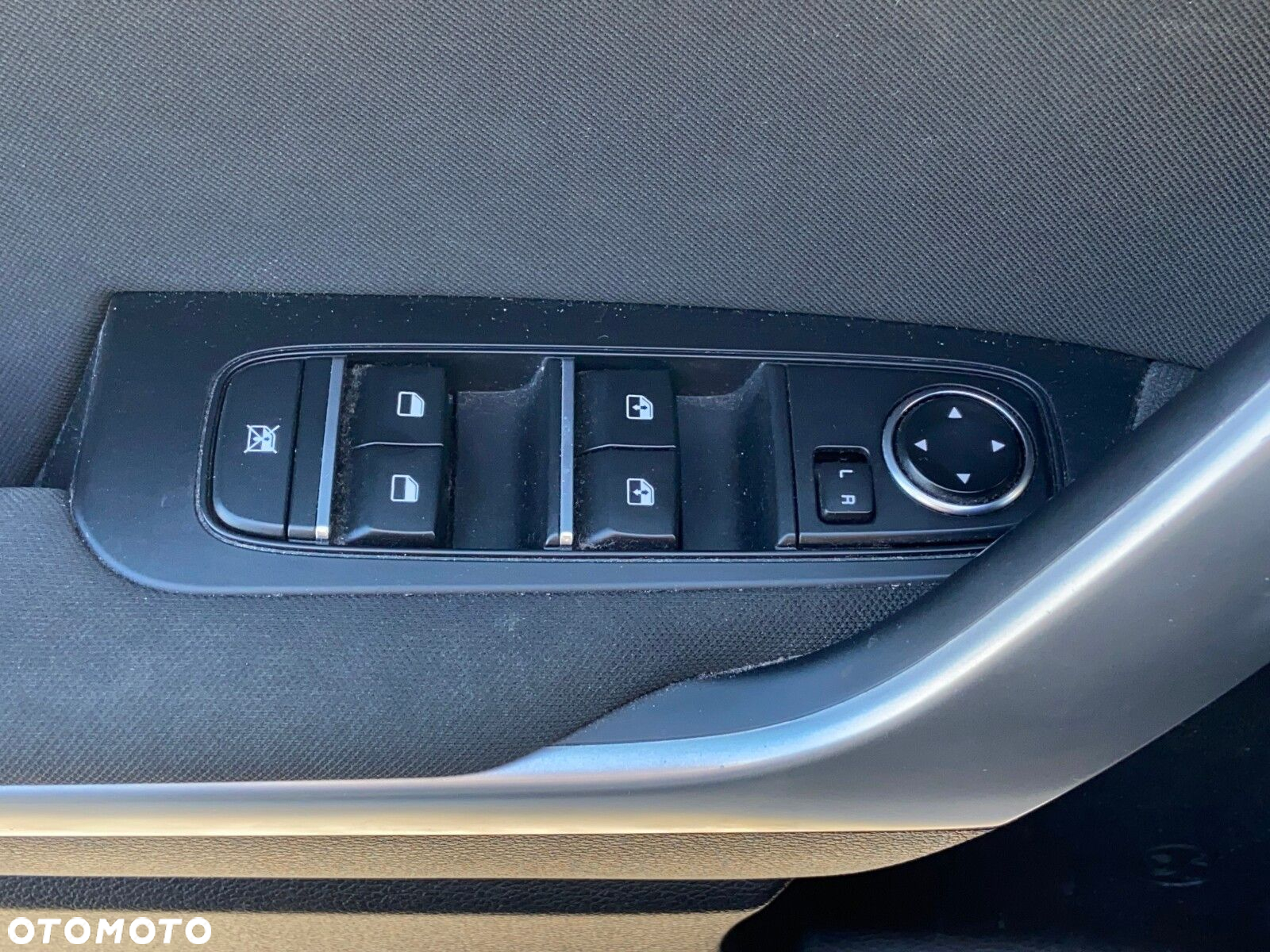 Kia Ceed 1.6 CRDi mHEV S - 26