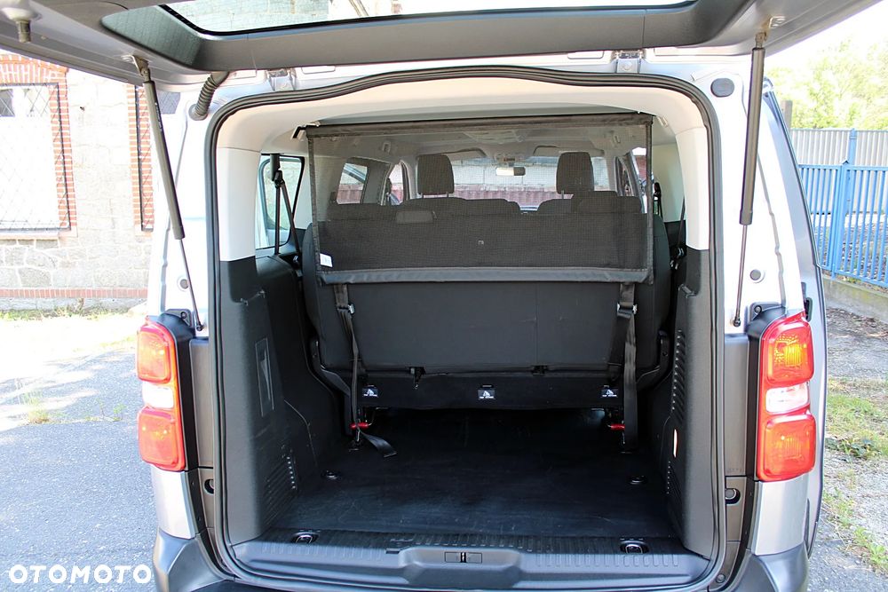 Opel Vivaro - 22
