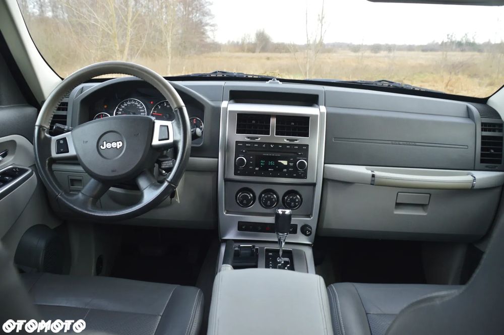 Jeep Cherokee 3.7 Limited - 6