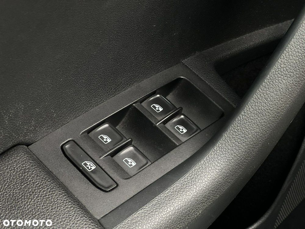 Skoda Octavia 1.6 TDI Ambition - 28