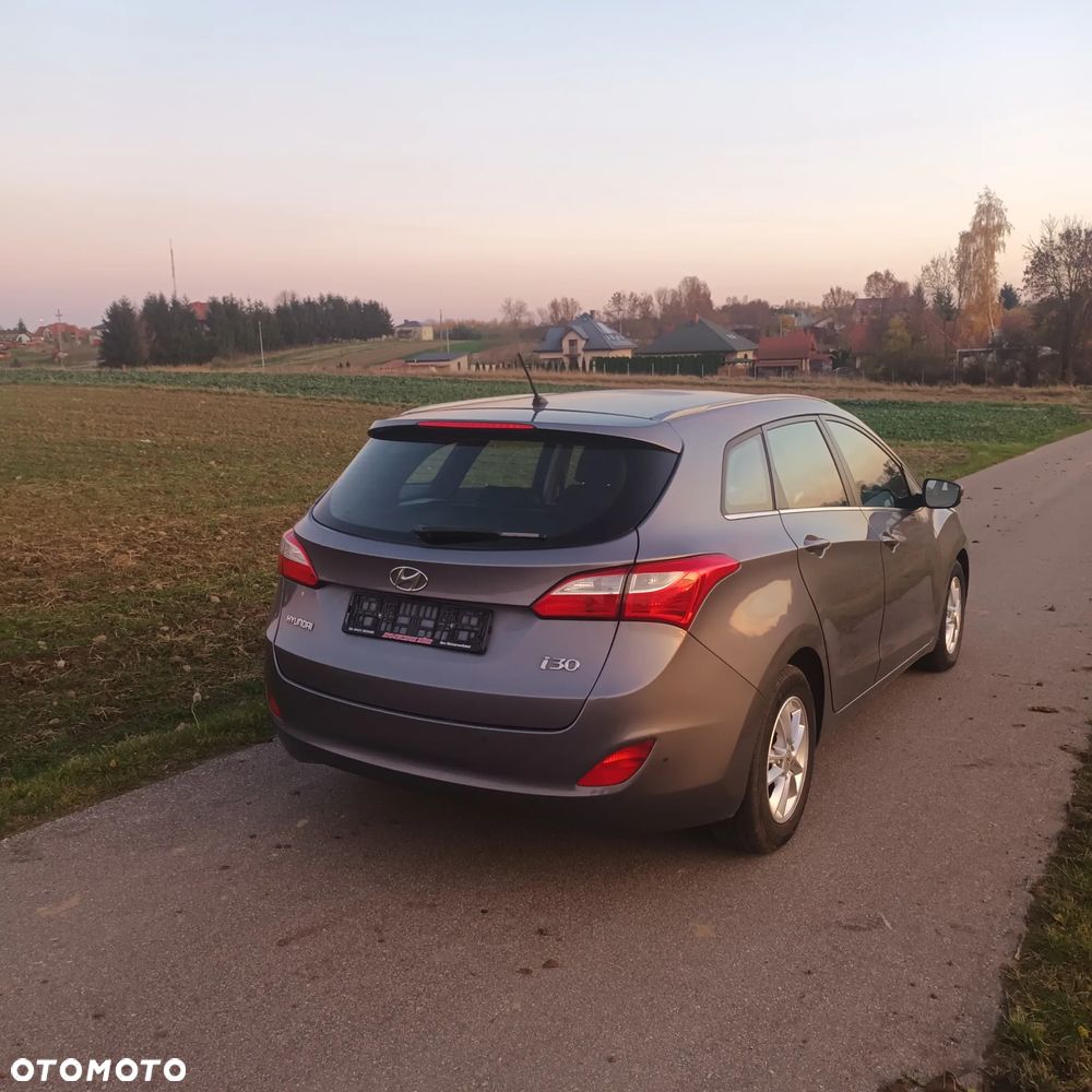Hyundai i30 1.6 CRDI Trend - 7