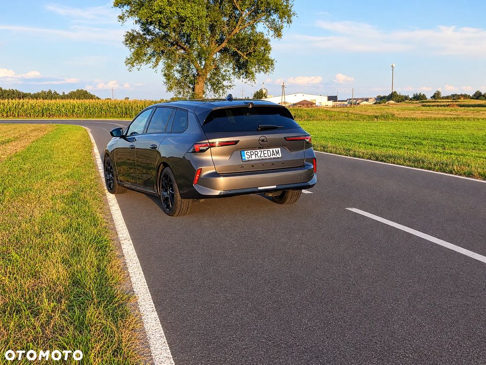 Opel Astra 2024 photo 4
