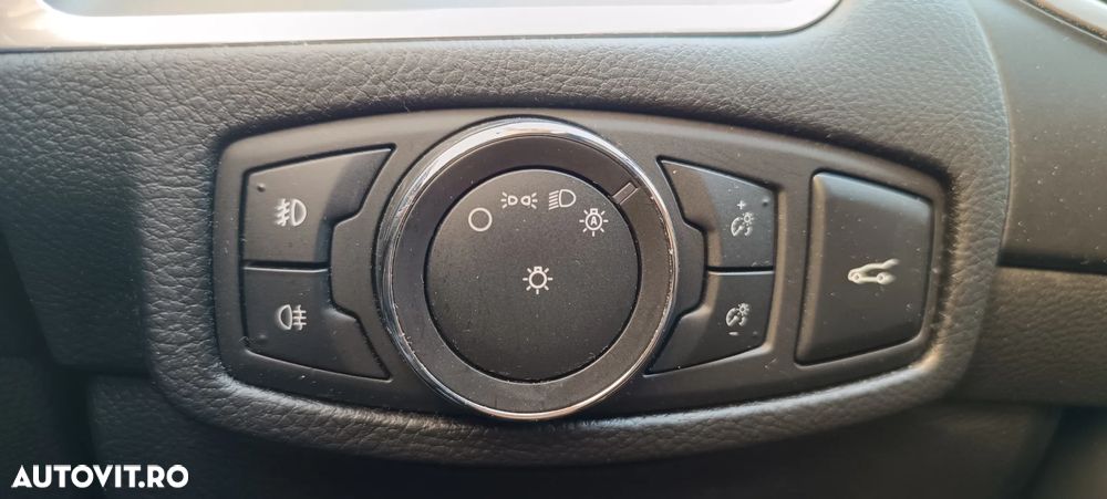 Ford S-Max 2.0 TDCi Powershift Titanium - 14