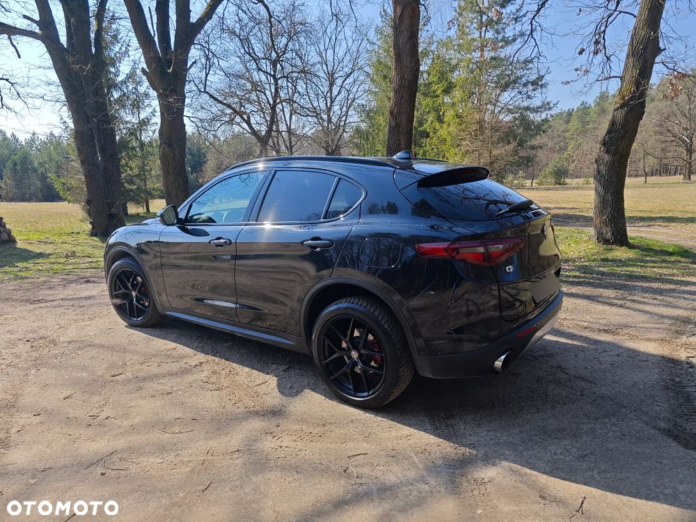 Alfa Romeo Stelvio 2.0 Turbo First Edition Q4 - 26