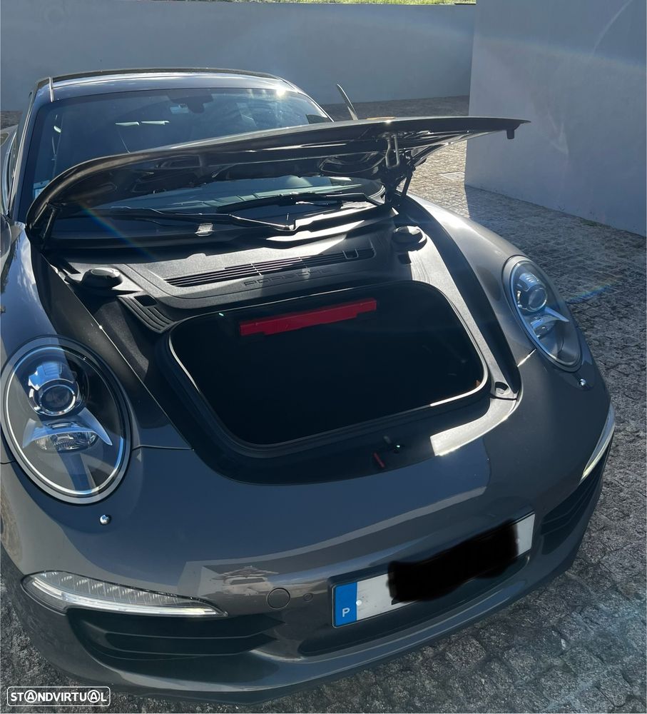 Porsche 911 (991) Carrera 4 S PDK - 12