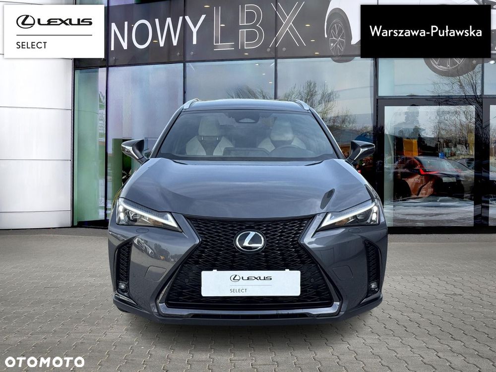 Lexus UX - 5